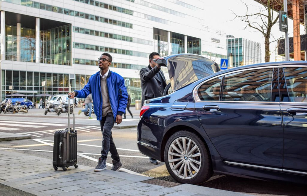 5 Motivi Per Provare Il Noleggio Auto Con Conducente - Sixt Autonoleggio